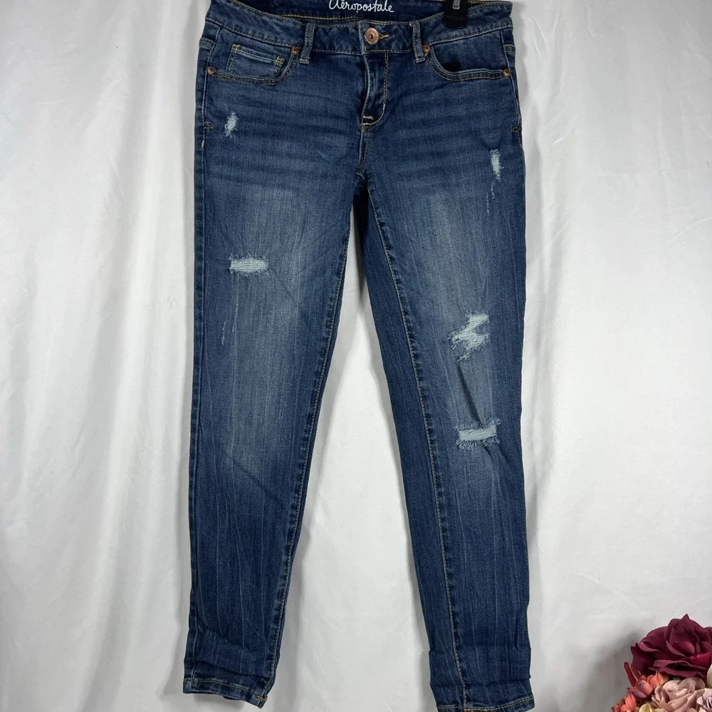 Aeropostale Womens Size 6  Short Lola Jeggings 5 Pockets‎ Denim